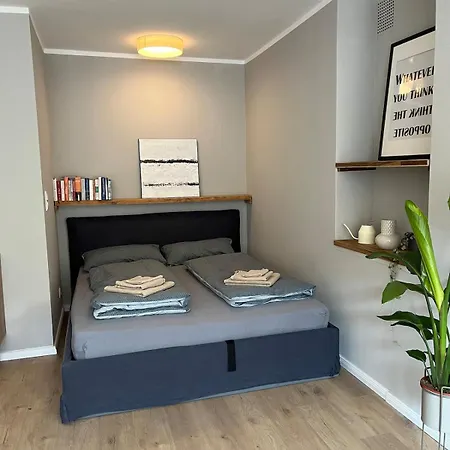 Bahnhof Und Buergerpark In Wenigen Minuten - Moebliertes Mit Toller Lage Appartement