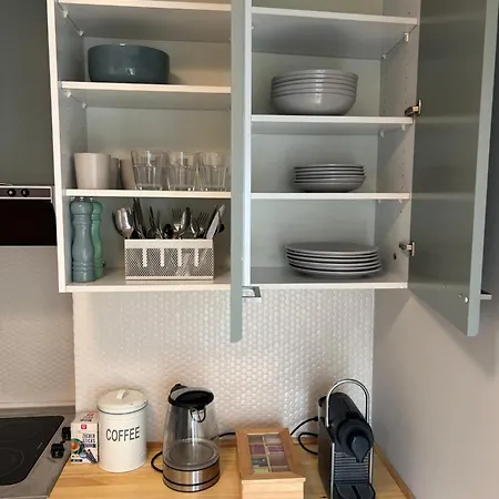 Appartement Bahnhof Und Buergerpark In Wenigen Minuten - Moebliertes Mit Toller Lage *