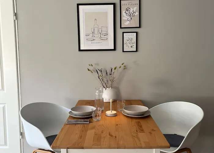 Appartement Bahnhof Und Buergerpark In Wenigen Minuten - Moebliertes Mit Toller Lage